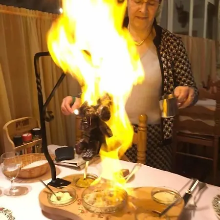 ホテル Restaurant Du Cret 3*