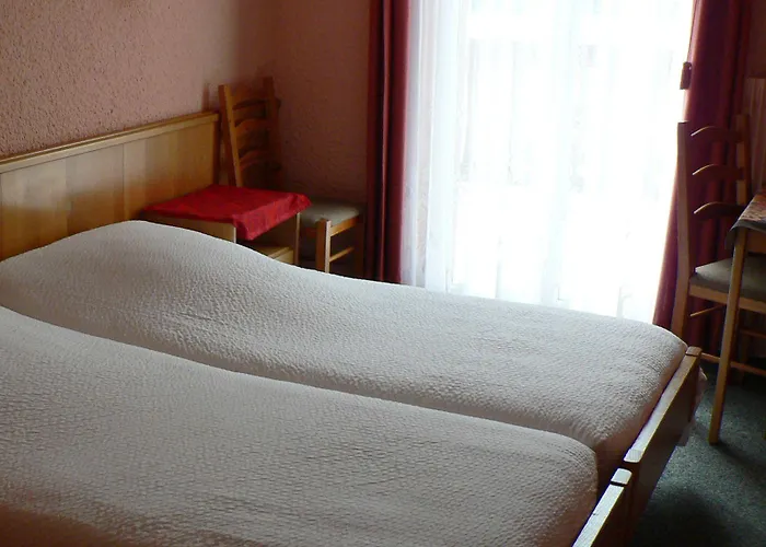 Restaurant Du Cret בור-סן-פייר