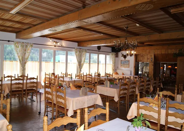 Restaurant Du Cret 3*