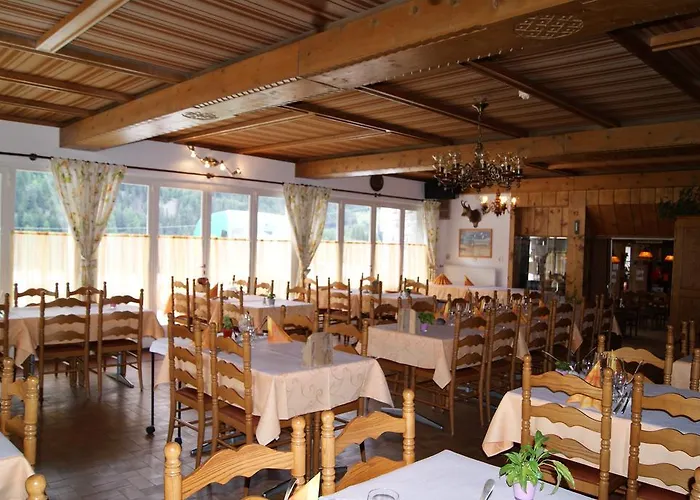 Restaurant Du Cret בור-סן-פייר